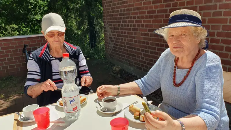 Picknick und Spaß im Schloss Henneckenrode – Bild 8