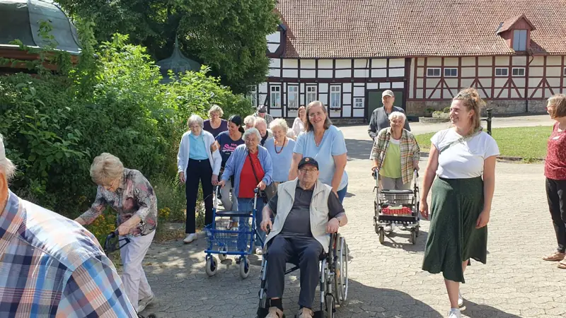 Picknick und Spaß im Schloss Henneckenrode – Bild 10