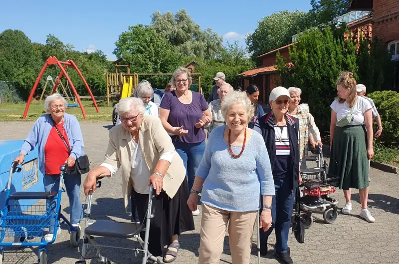 Picknick und Spaß im Schloss Henneckenrode – Bild 14