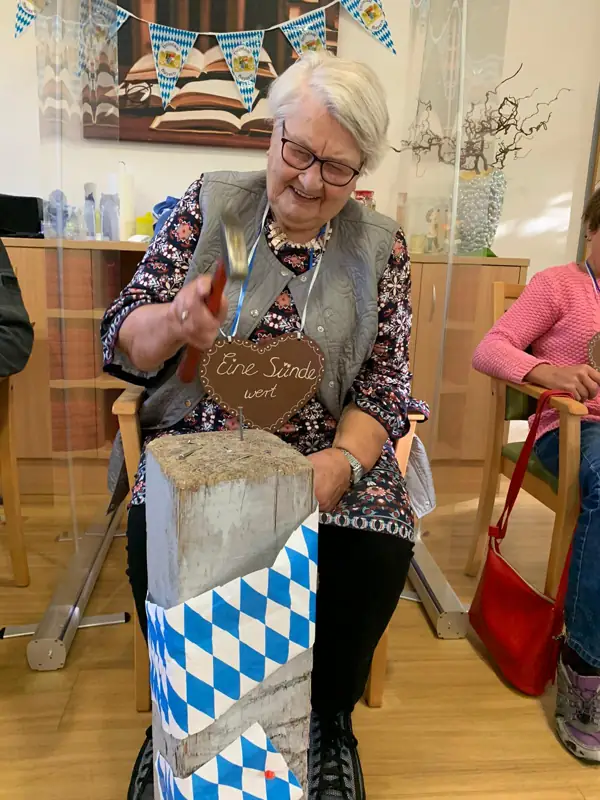 Im Nest geht’s auf die Wiesn – Bild 3