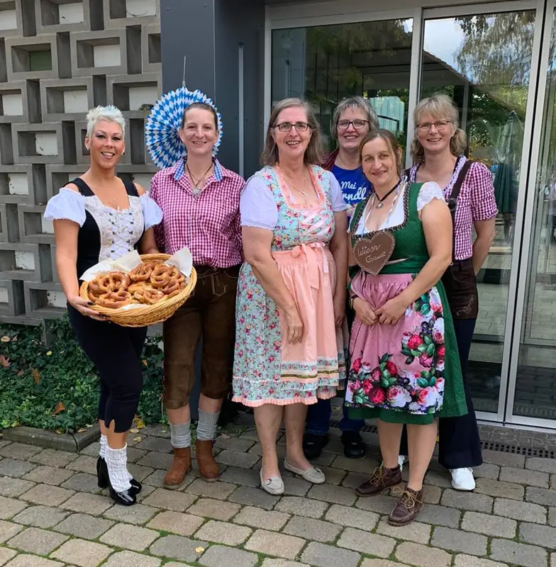 Im Nest geht’s auf die Wiesn – Bild 10