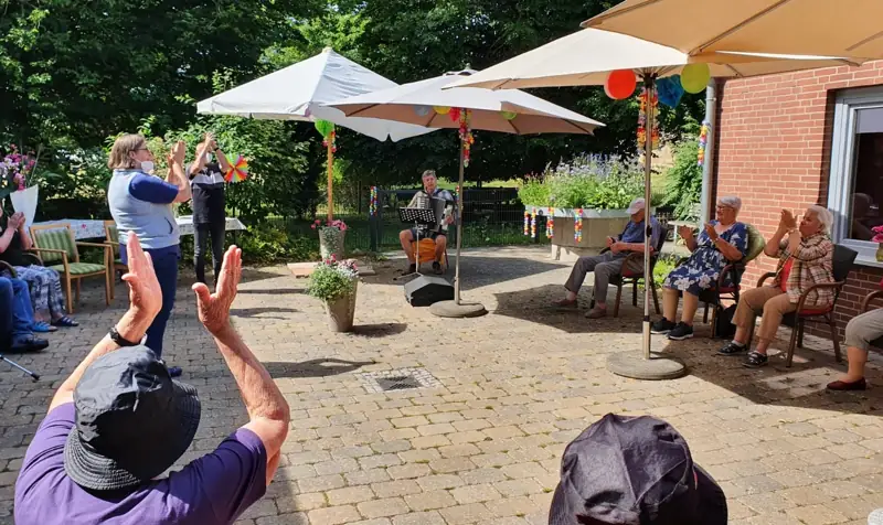 Sommeranfang mit Livemusik – Bild 2