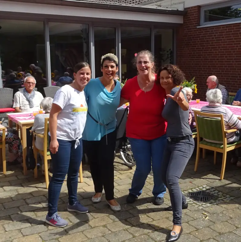 Zum Grillen kam die Sonne – Bild 6