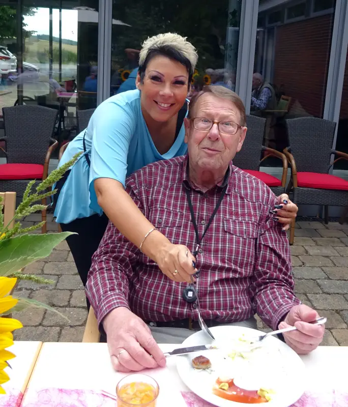 Zum Grillen kam die Sonne – Bild 12